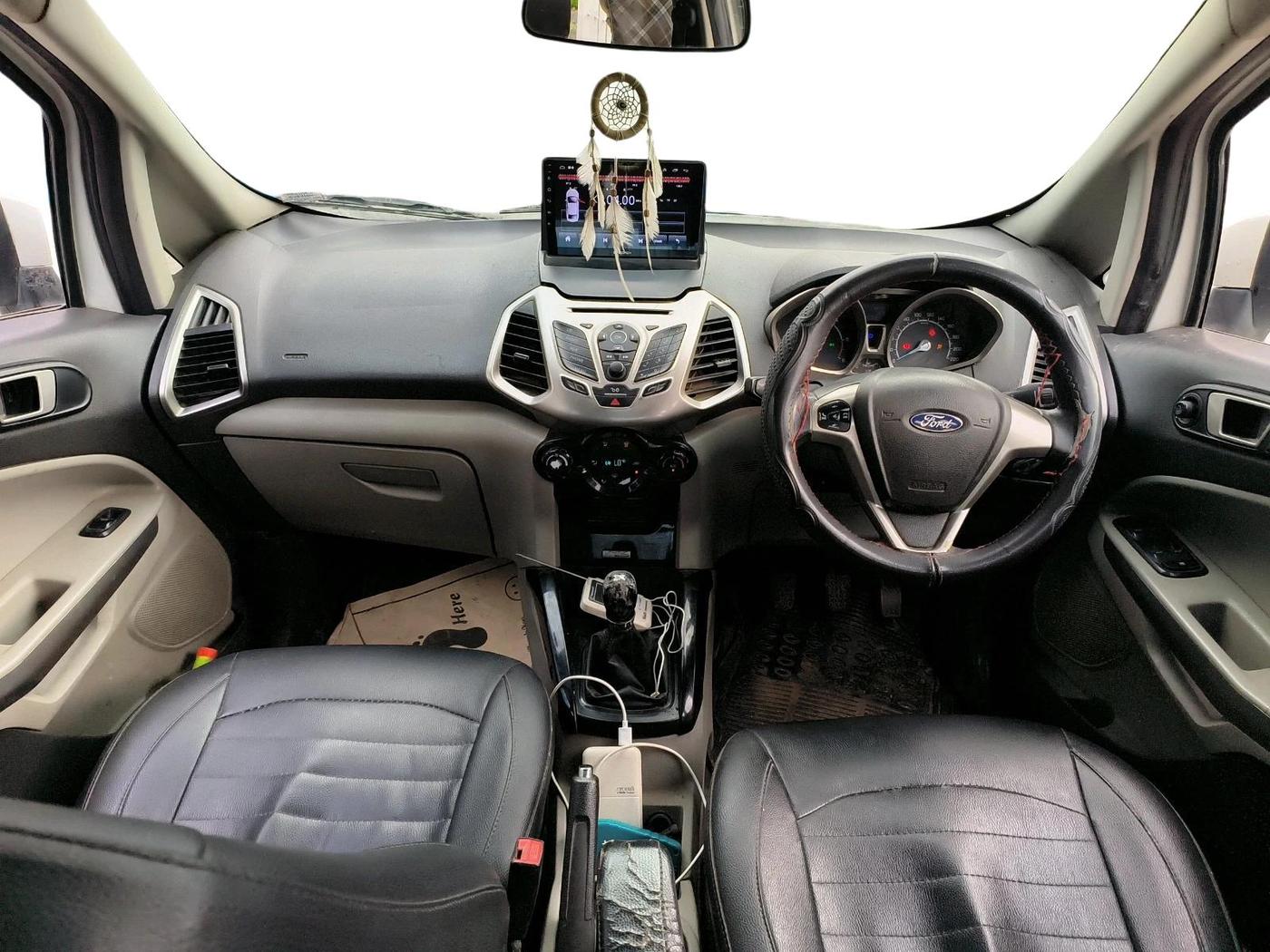2015 Ford Ecosport TITANIUM 1.5L DIESEL, Diesel, Manual, 1,48,874 km, interior