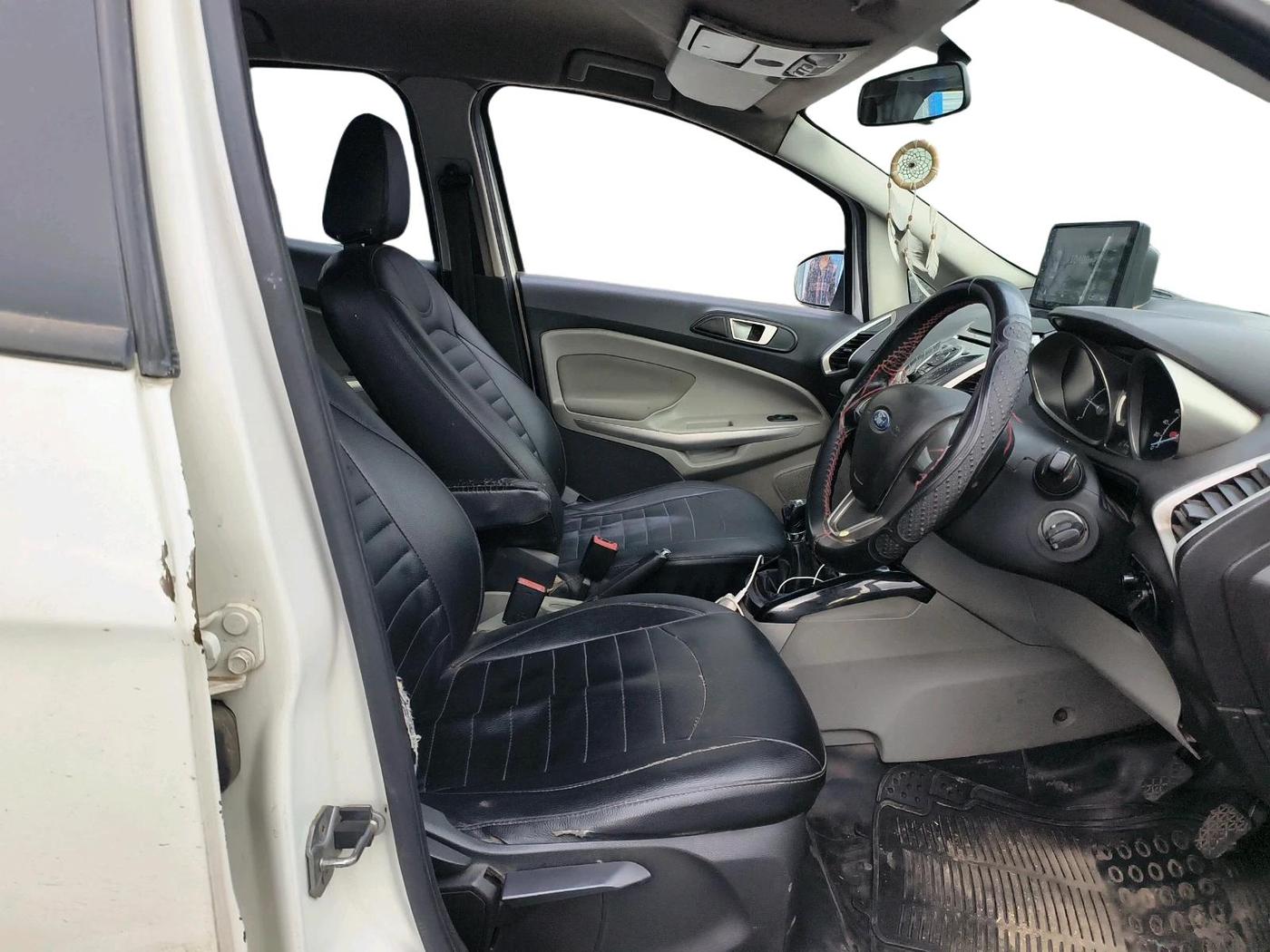 2015 Ford Ecosport TITANIUM 1.5L DIESEL, Diesel, Manual, 1,48,874 km, interior