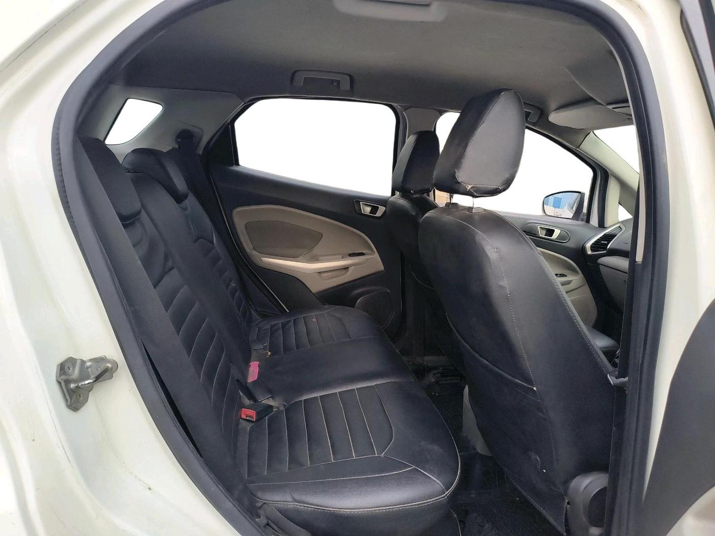 2015 Ford Ecosport TITANIUM 1.5L DIESEL, Diesel, Manual, 1,48,874 km, interior