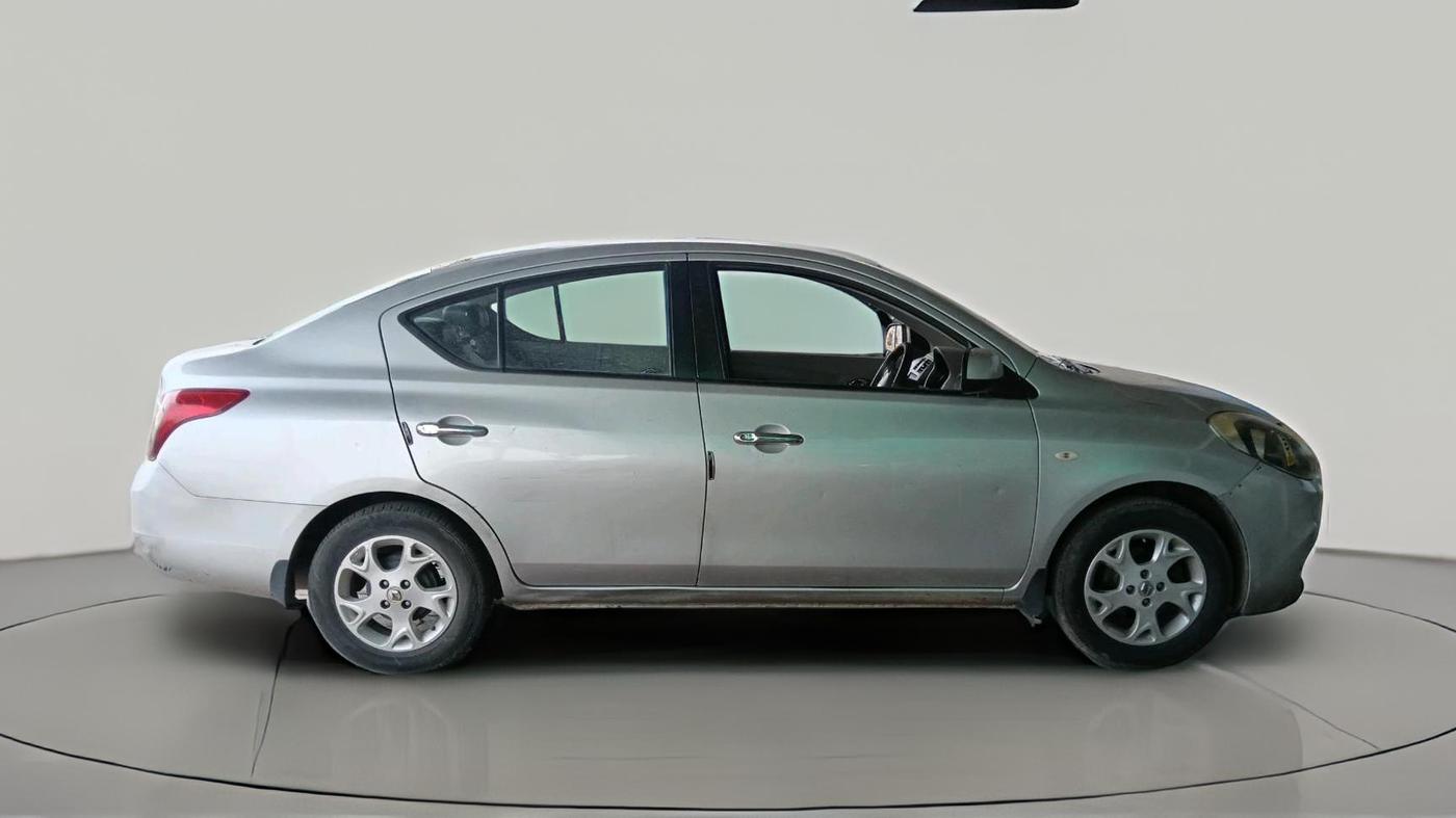 2013 Renault Scala RXL DIESEL, Diesel, Manual, 2,27,633 km, exterior