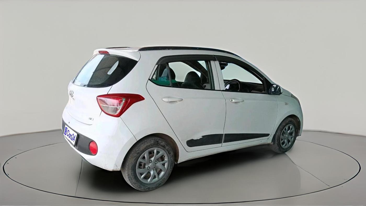 2017 Hyundai Grand i10 MAGNA 1.2 KAPPA VTVT, Petrol, Manual, 1,84,915 km, exterior