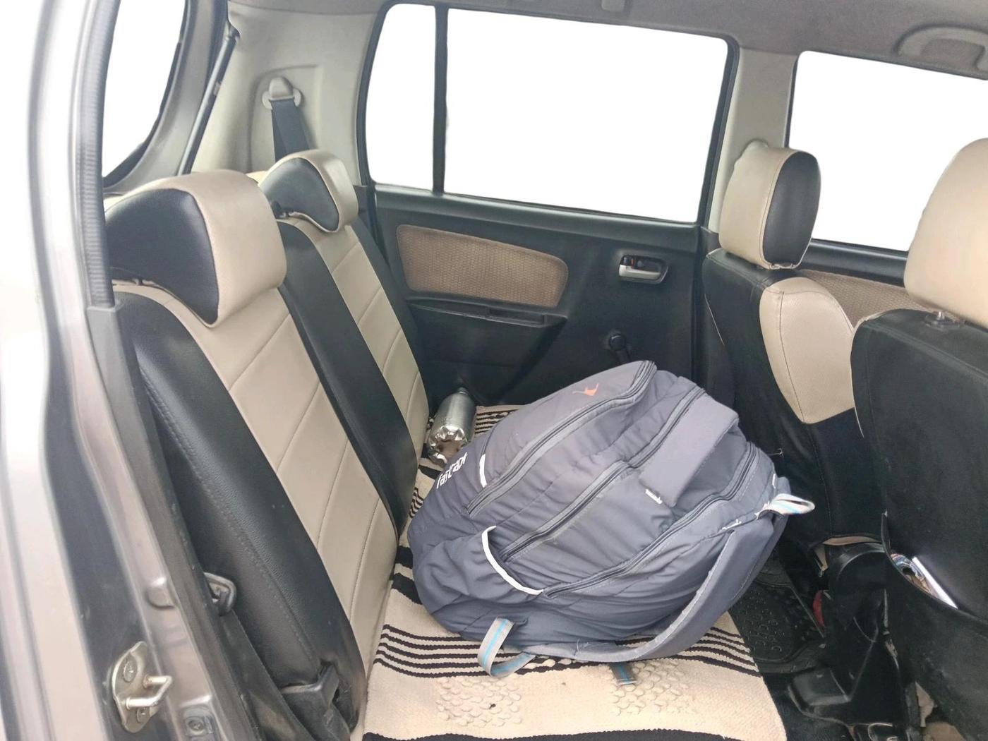 2017 Maruti Wagon R 1.0 LXI CNG, CNG, Manual, 87,827 km, interior
