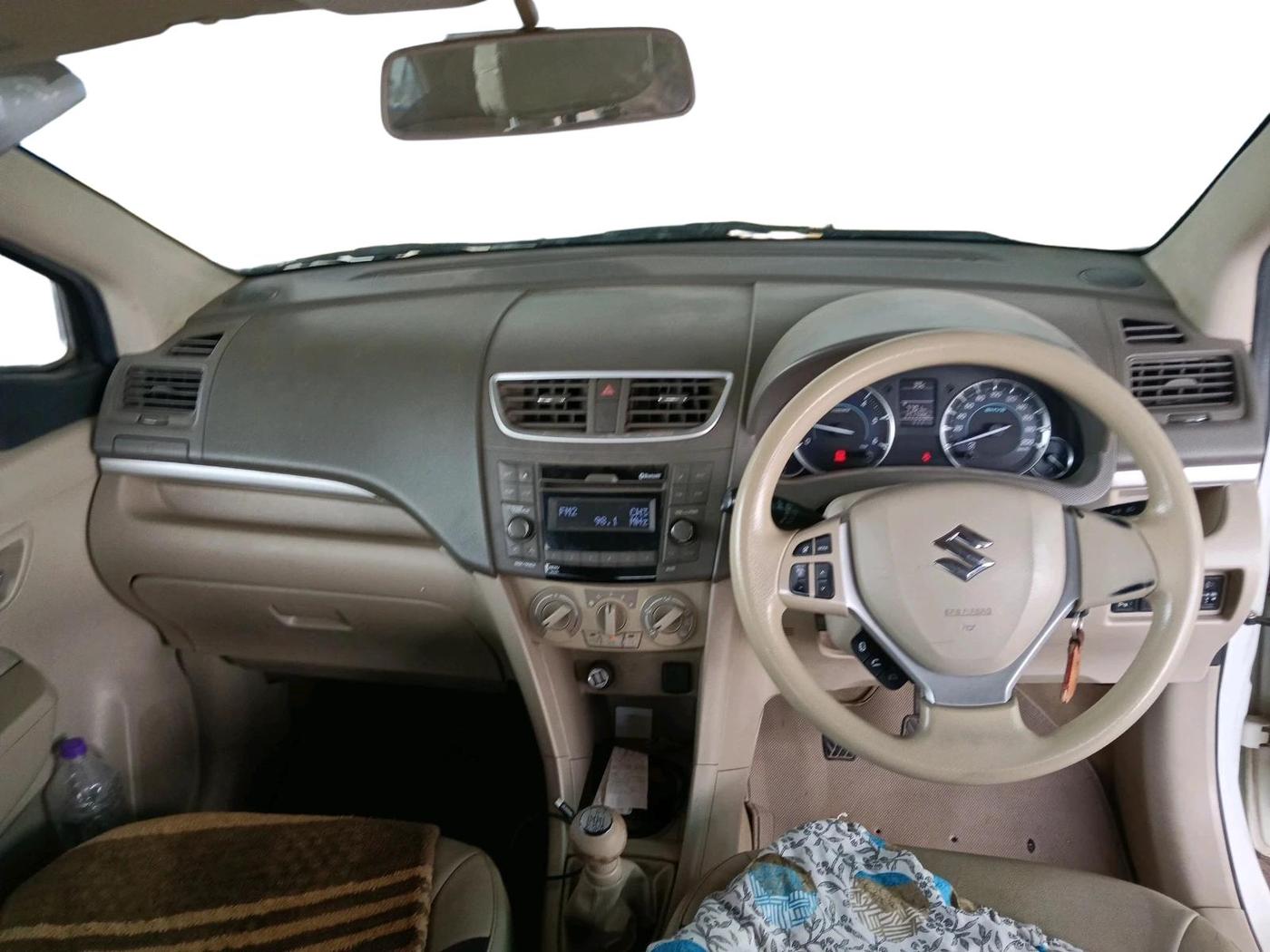 2015 Maruti Ertiga ZDI SHVS, Diesel, Manual, 1,71,744 km, interior