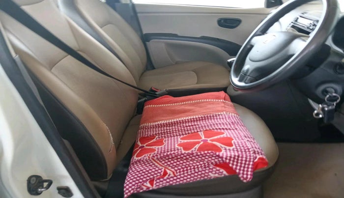 2013 Hyundai i10 ERA 1.1, CNG, Manual, 91,203 km, interior