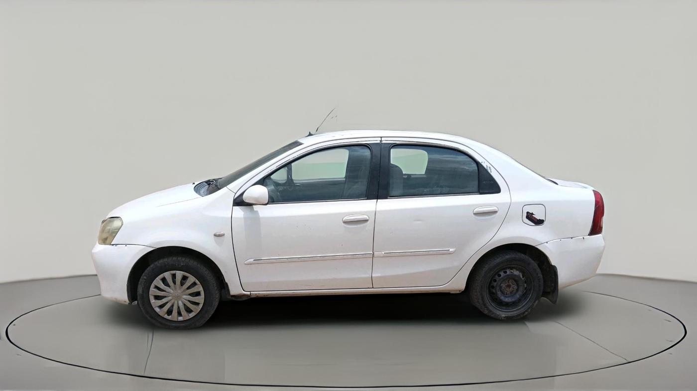 2011 Toyota Etios G, CNG, Manual, 1,50,298 km, exterior