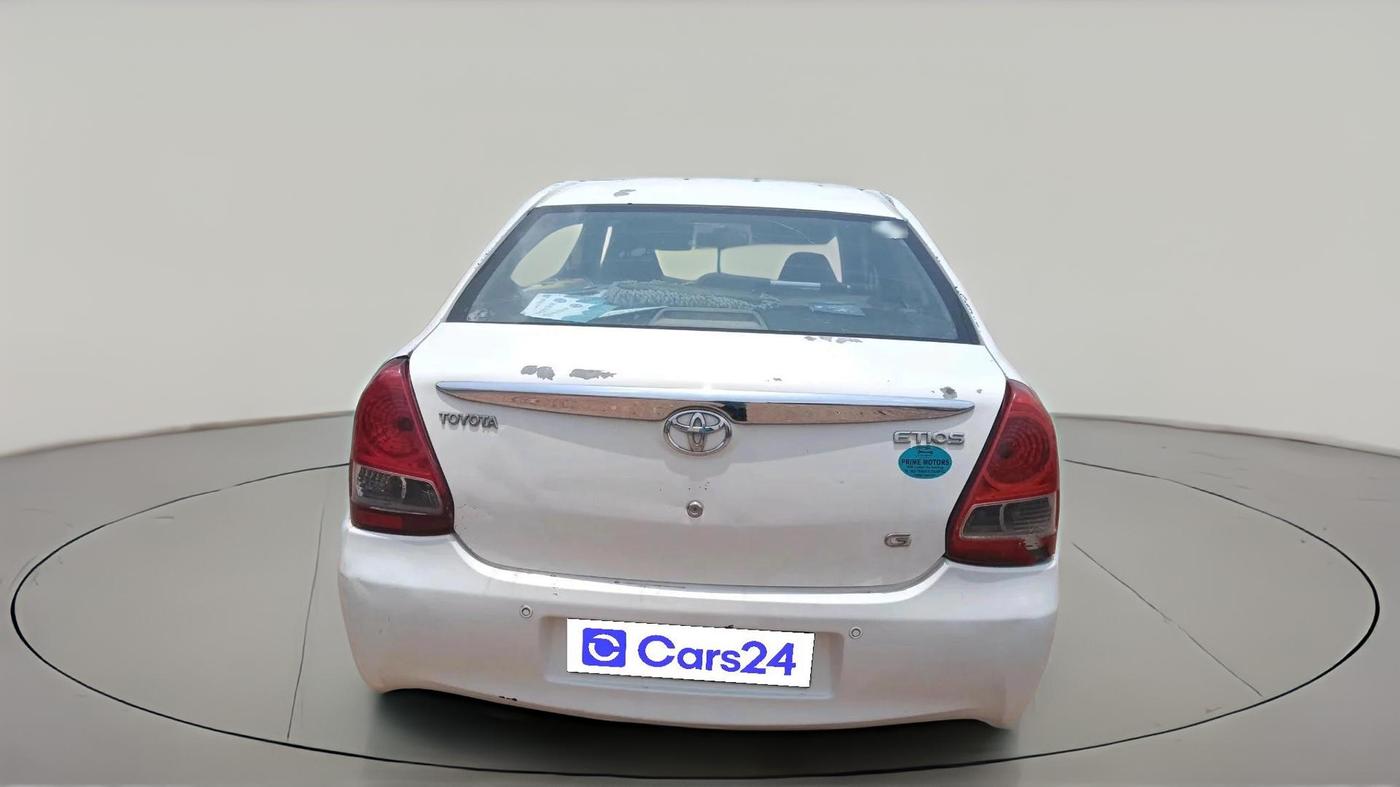 2011 Toyota Etios G, CNG, Manual, 1,50,298 km, exterior
