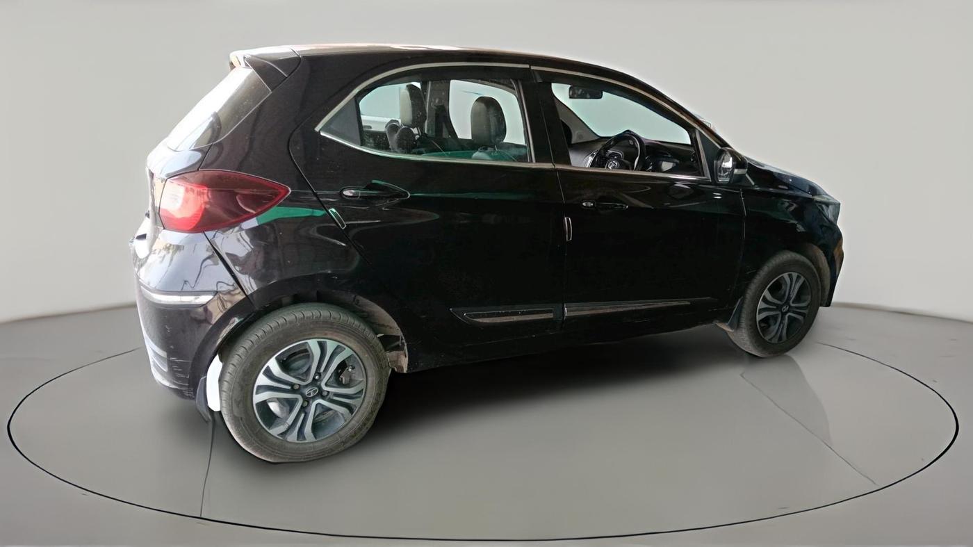 2022 Tata Tiago XT CNG, CNG, Manual, 1,16,871 km, exterior