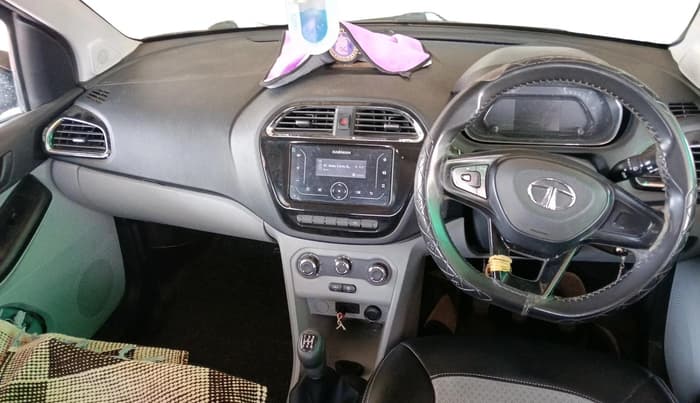 2022 Tata Tiago XT CNG, CNG, Manual, 1,16,871 km, interior