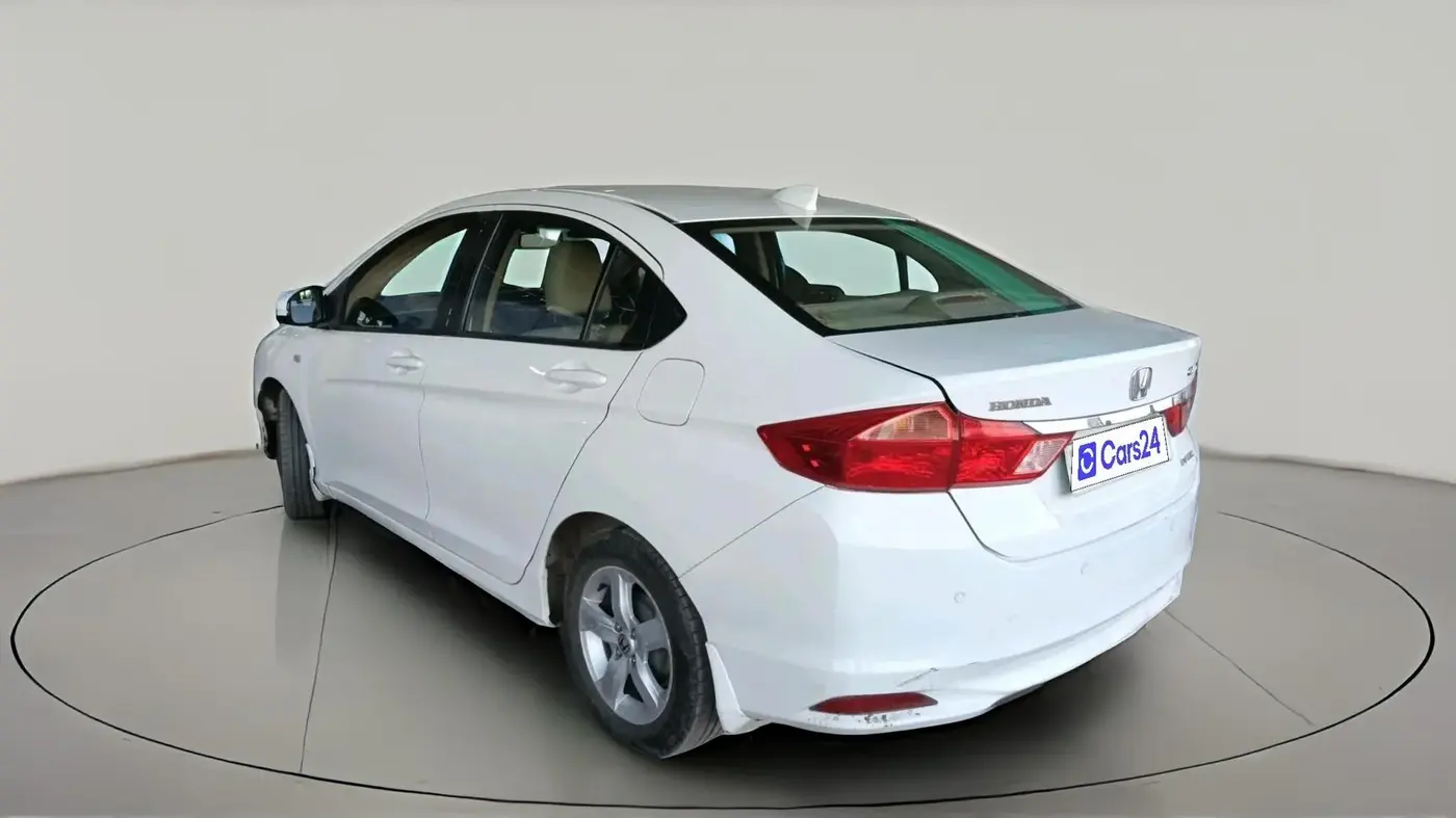 2015 Honda City 1.5L I-VTEC SV CVT, CNG, Automatic, 1,28,833 km, exterior