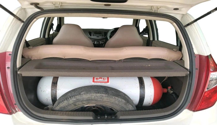 2016 Hyundai i10 SPORTZ 1.1, CNG, Manual, 73,950 km, exterior