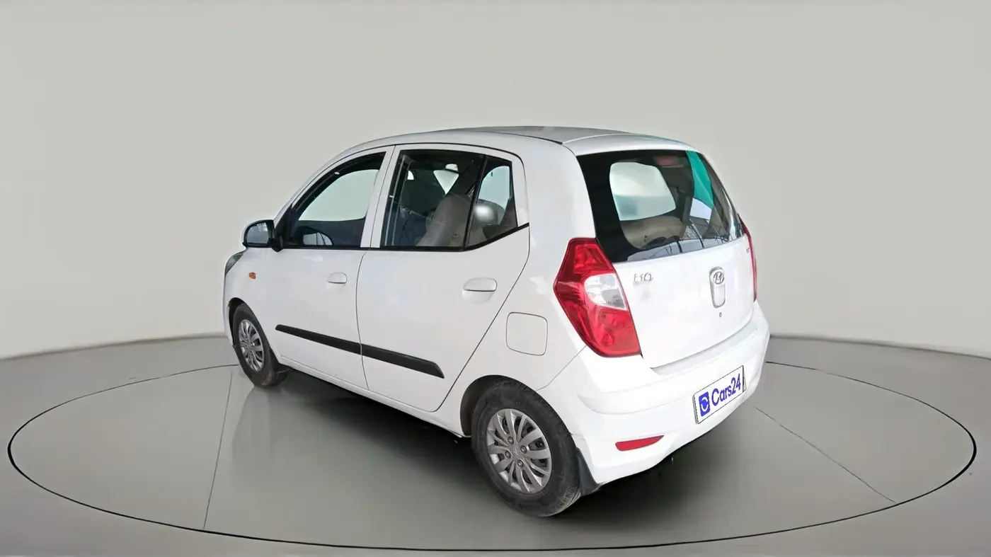 2016 Hyundai i10 SPORTZ 1.1, CNG, Manual, 73,950 km, exterior