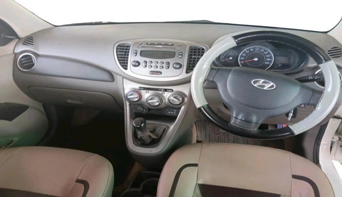 2016 Hyundai i10 SPORTZ 1.1, CNG, Manual, 73,950 km, interior