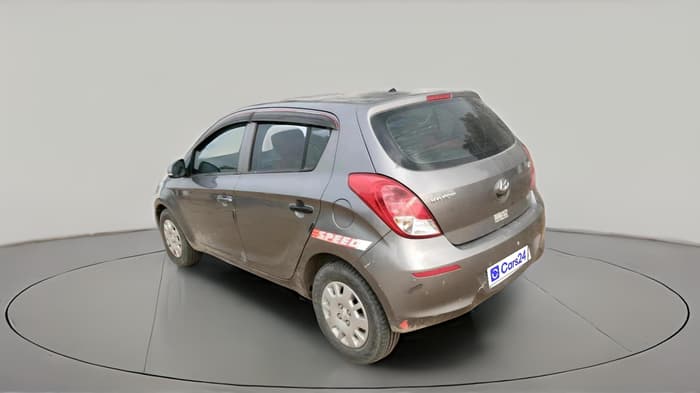2012 Hyundai i20 MAGNA 1.2, CNG, Manual, 1,55,463 km, exterior