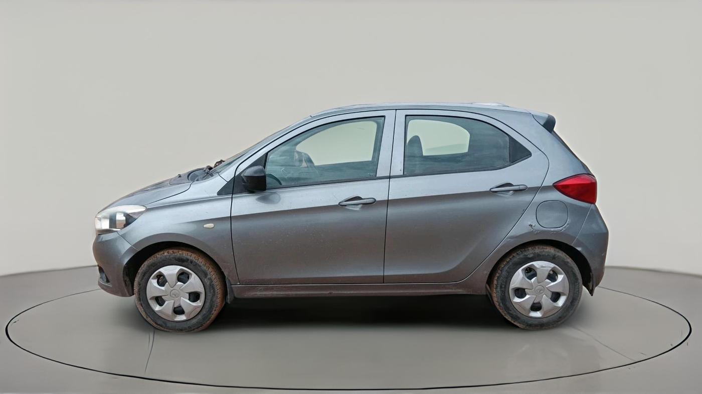 2018 Tata Tiago XT PETROL, CNG, Manual, 1,01,106 km, exterior