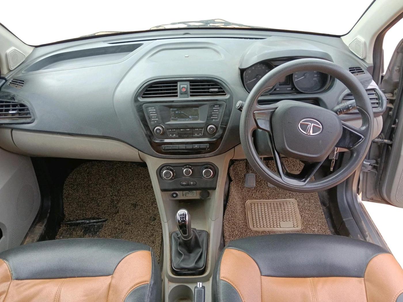 2018 Tata Tiago XT PETROL, CNG, Manual, 1,01,106 km, interior
