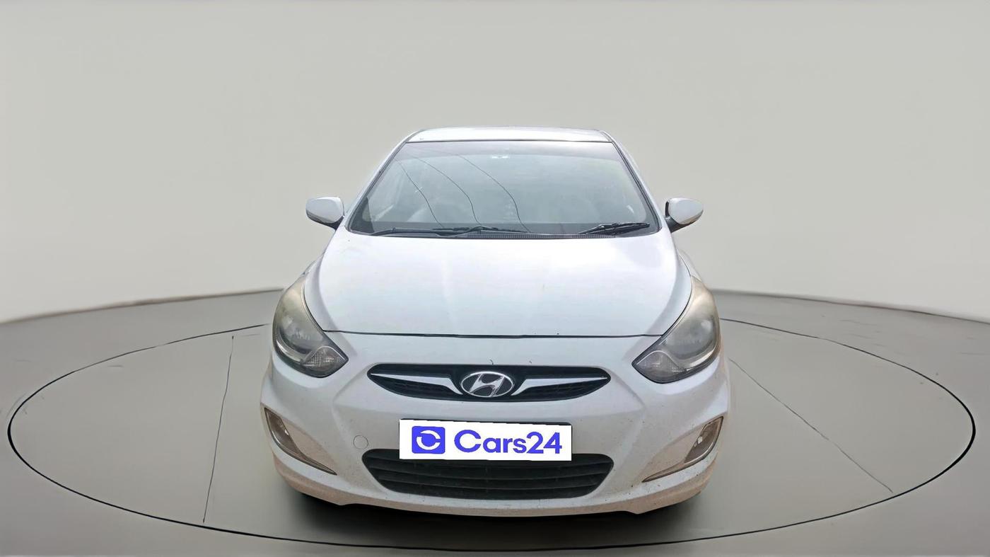 2013 Hyundai Verna FLUIDIC 1.6 VTVT EX, CNG, Manual, 1,10,237 km, exterior