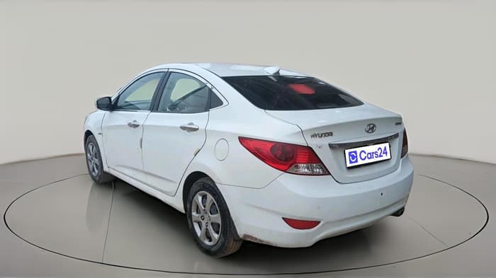 2013 Hyundai Verna FLUIDIC 1.6 VTVT EX, CNG, Manual, 1,10,237 km, exterior