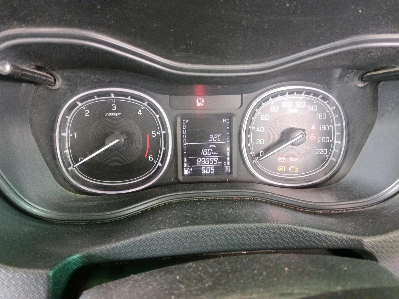 2017 Maruti Vitara Brezza ZDI, Diesel, Manual, 89,899 km, interior