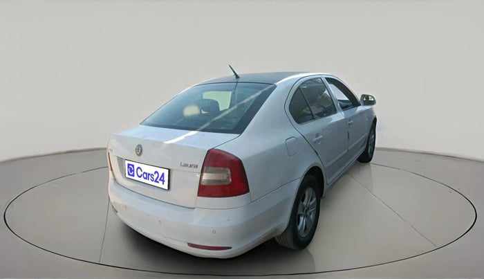 2012 Skoda Laura ELEGANCE 2.0 TDI CR AT, Diesel, Automatic, 1,08,091 km, exterior