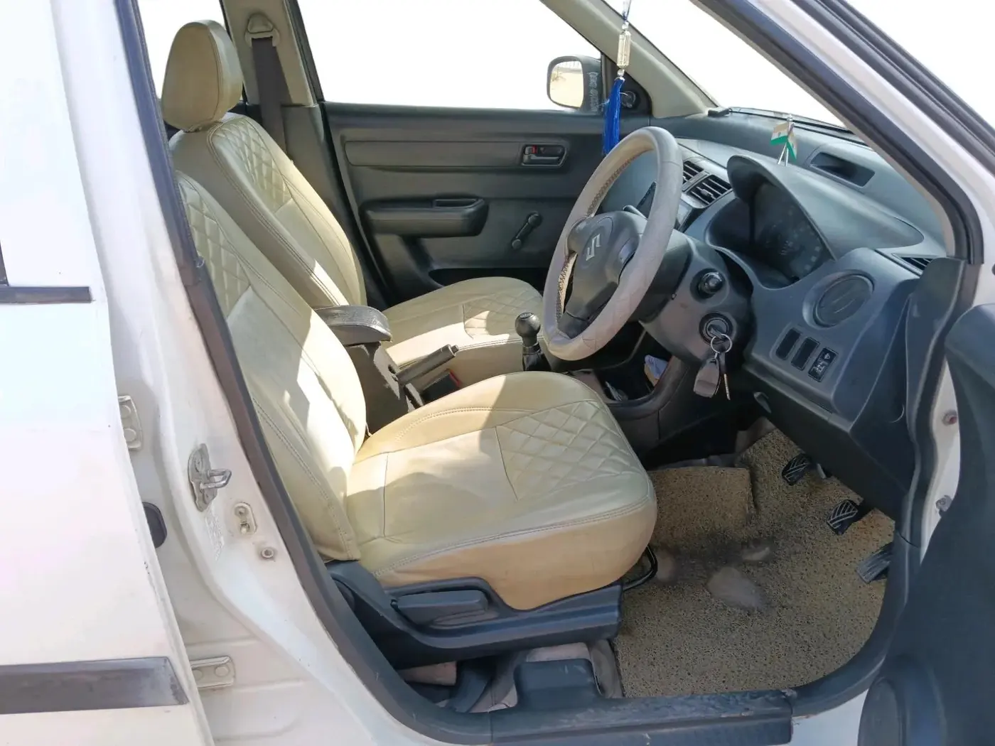 2014 Maruti Swift Dzire LDI, Diesel, Manual, 2,18,459 km, interior