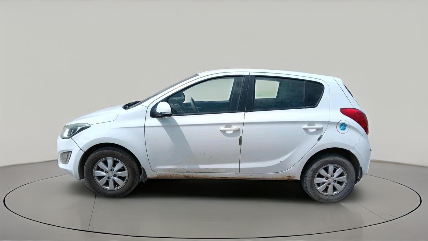 2013 Hyundai i20 SPORTZ 1.4 CRDI, Diesel, Manual, 90,475 km, exterior