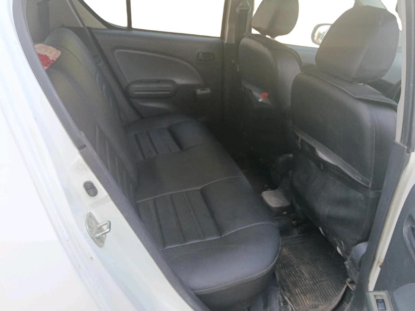 2011 Maruti Ritz LXI, CNG, Manual, 1,48,260 km, interior