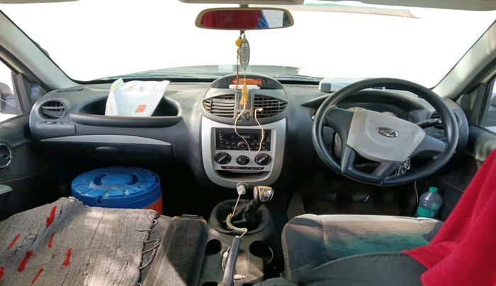 2011 Mahindra Xylo E8, Diesel, Manual, 1,99,042 km, interior