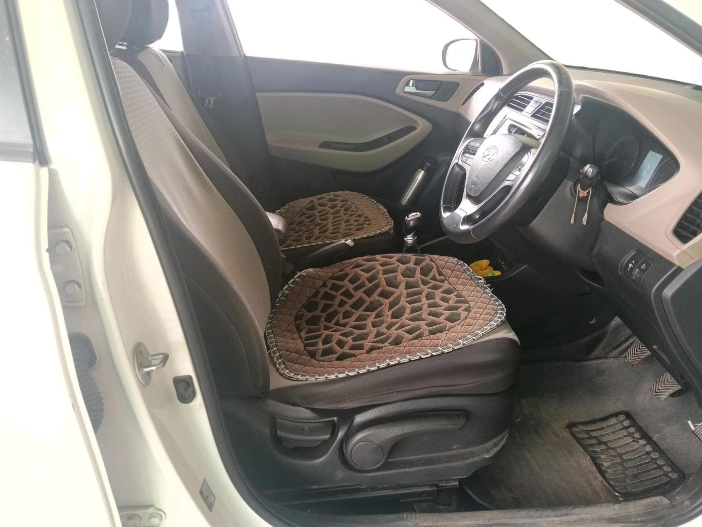 2015 Hyundai Elite i20 ASTA 1.2, Petrol, Manual, 78,104 km, interior