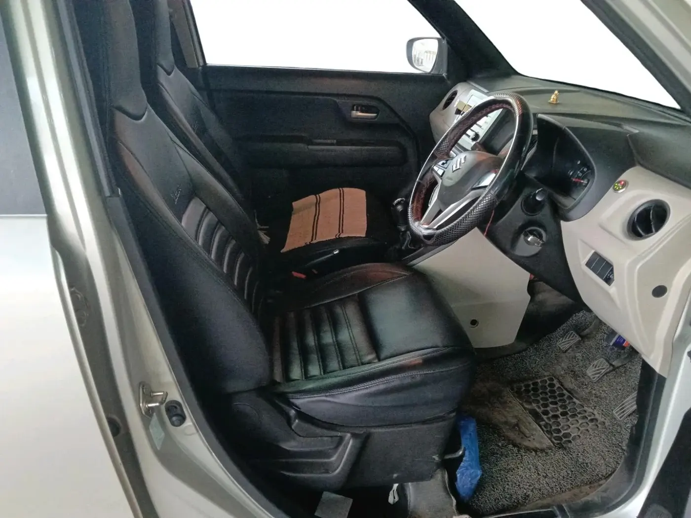 2020 Maruti New Wagon-R VXI 1.2, CNG, Manual, 1,35,000 km, interior