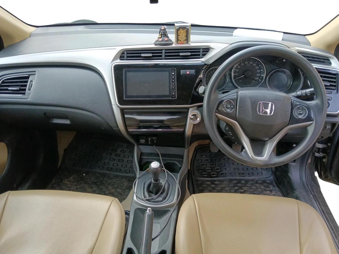 2021 Honda City 1.5L I-VTEC V MT 5TH GEN, Petrol, Manual, 53,192 km, interior
