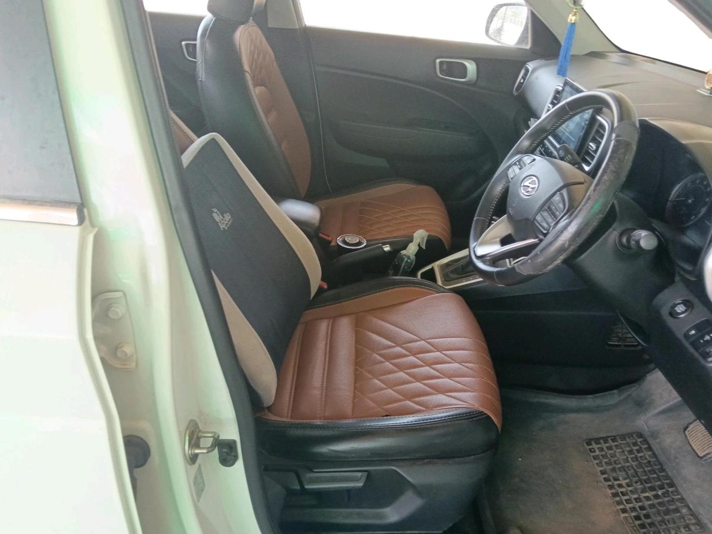 2019 Hyundai VENUE SX PLUS 1.0 TURBO DCT, Petrol, Automatic, 71,373 km, interior