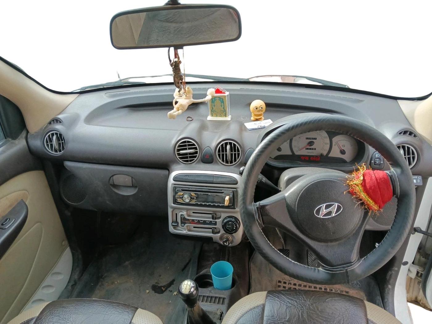 2012 Hyundai Santro Xing GL PLUS, CNG, Manual, 1,17,517 km, interior