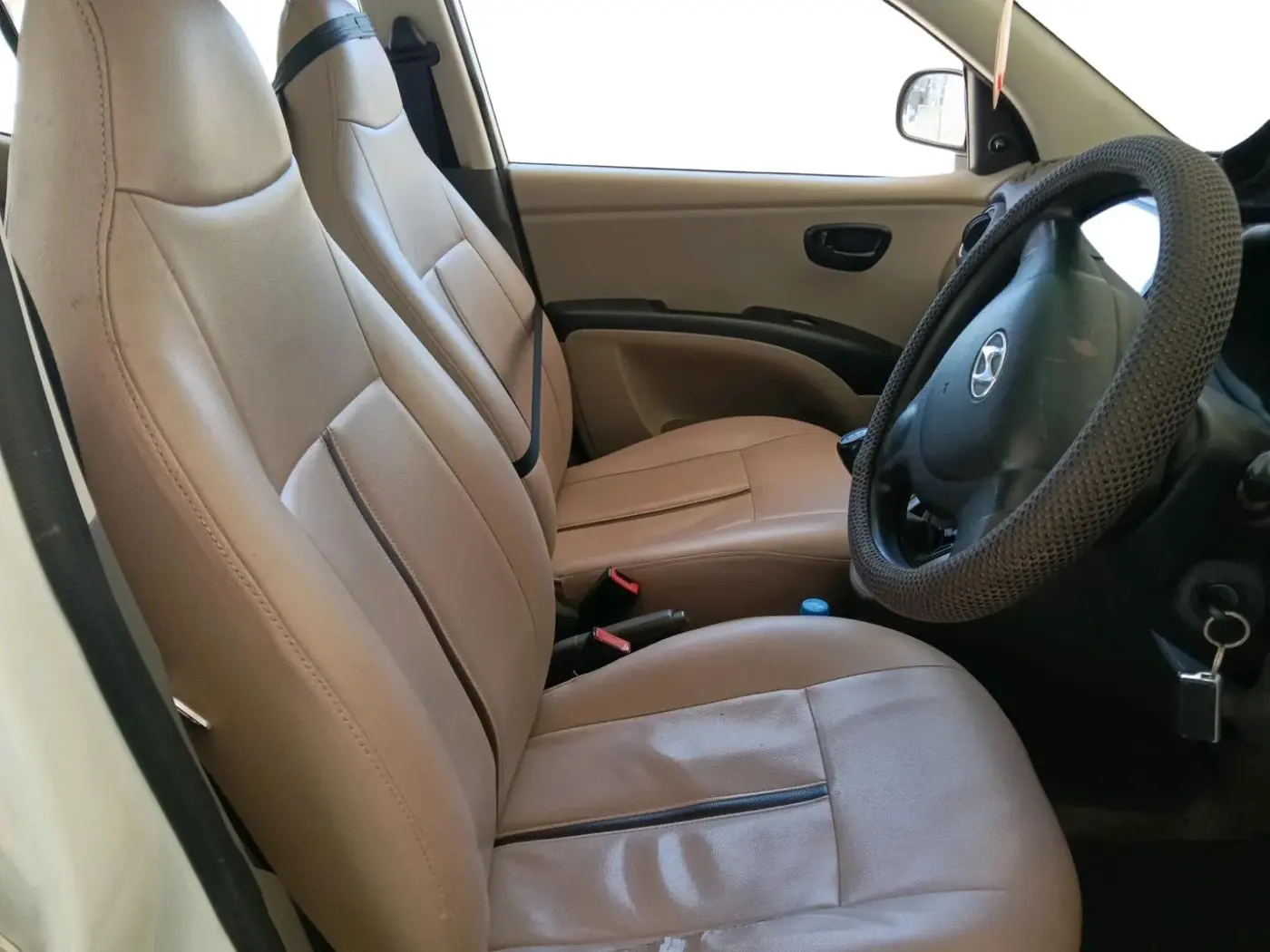 2012 Hyundai i10 ERA 1.1, CNG, Manual, 98,252 km, interior
