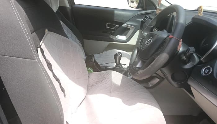 2023 Tata Safari XT PLUS, Diesel, Manual, 51,795 km, interior
