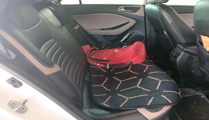 2019 Hyundai Elite i20 SPORTZ PLUS 1.2, CNG, Manual, 2,08,124 km, interior