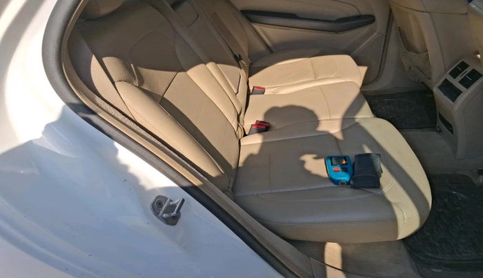 2014 Mercedes Benz Ml Class 250 CDI, Diesel, Automatic, 1,07,000 km, interior