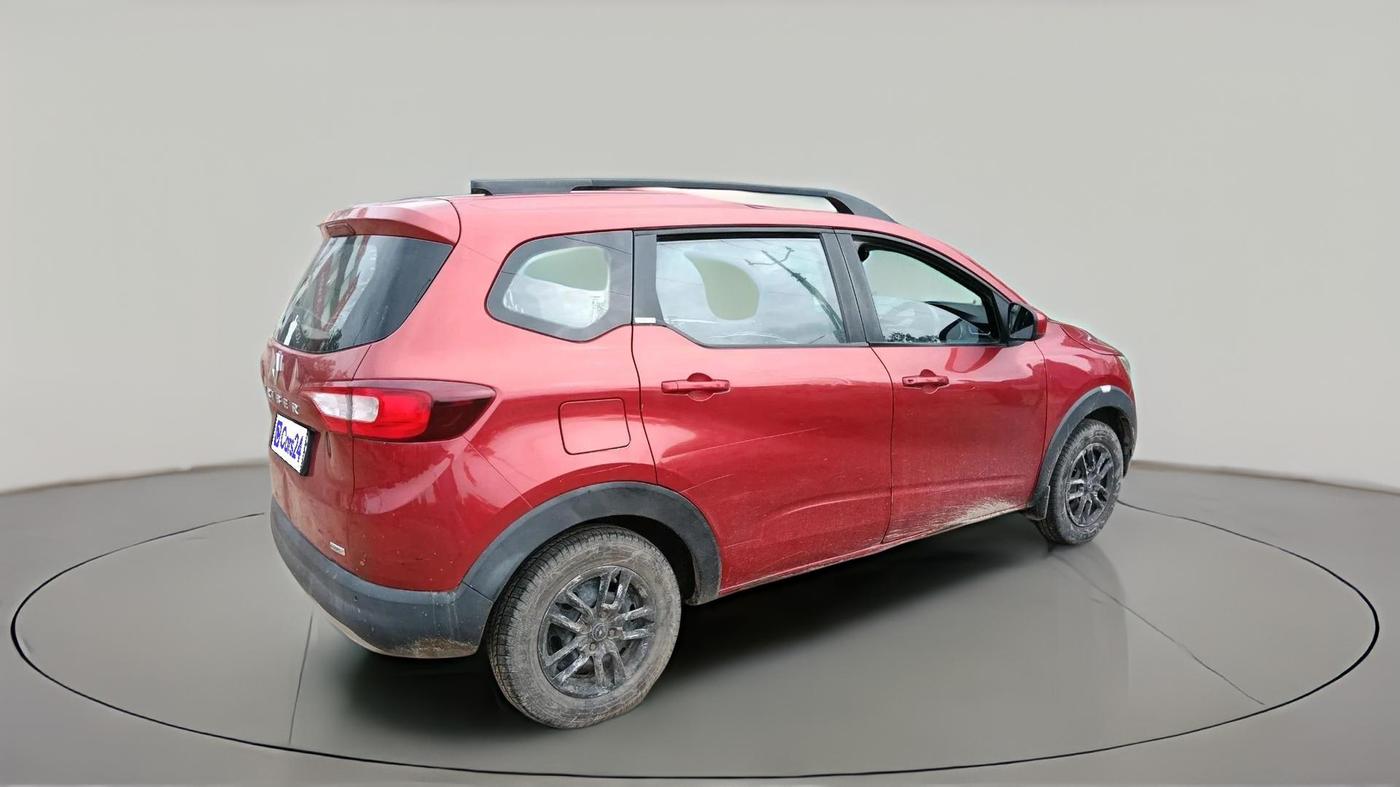 2019 Renault TRIBER RXT, CNG, Manual, 1,21,570 km, exterior