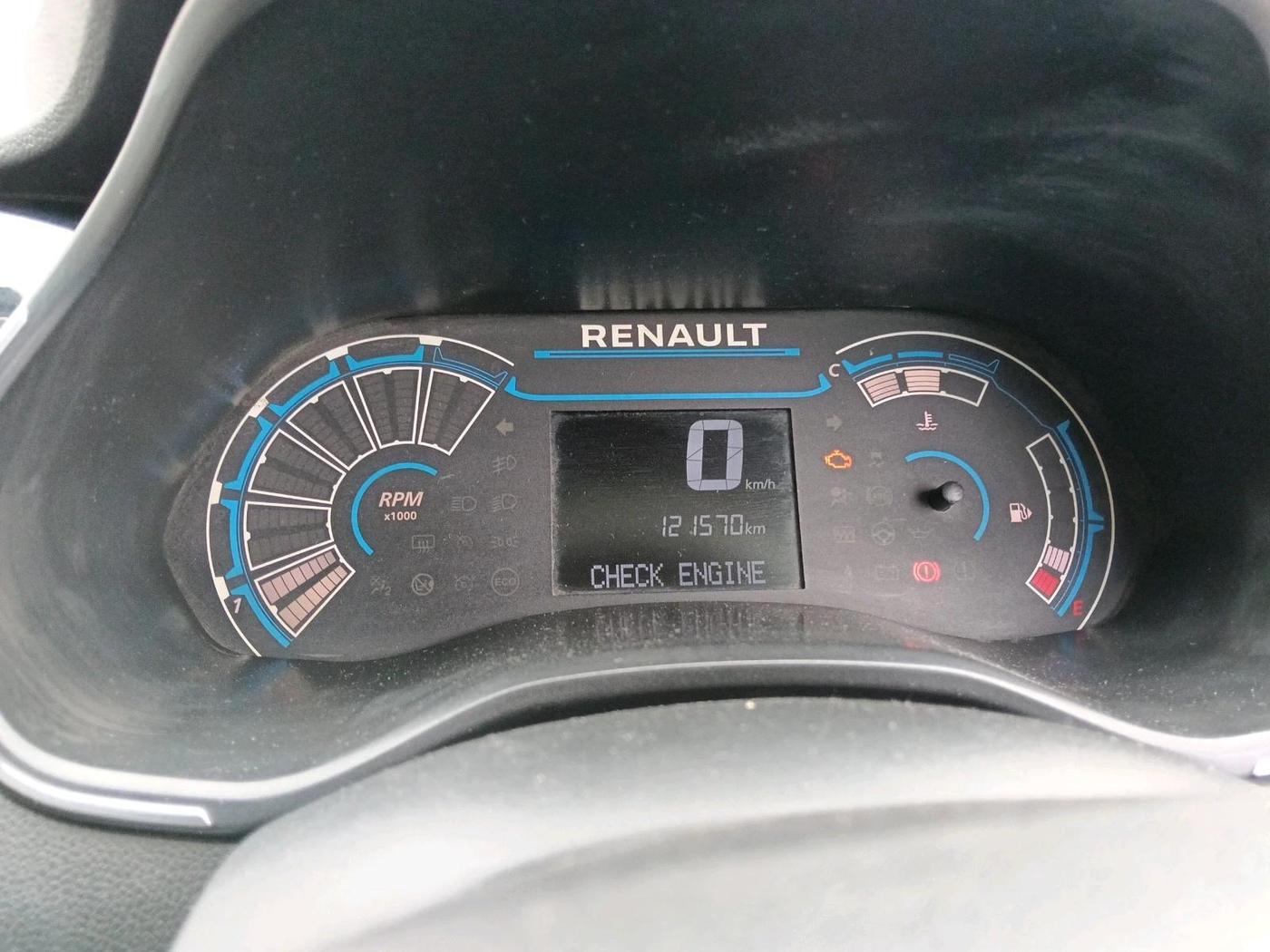 2019 Renault TRIBER RXT, CNG, Manual, 1,21,570 km, interior
