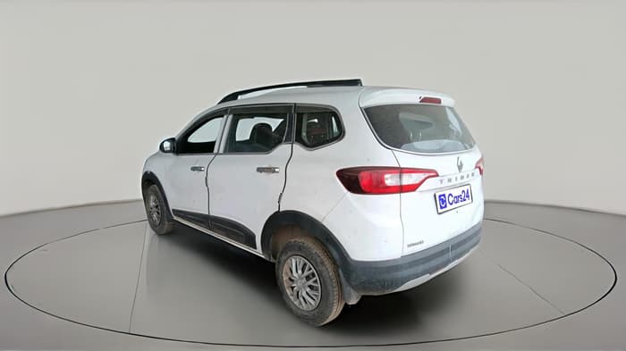 2022 Renault TRIBER RXE MT, Petrol, Manual, 24,026 km, exterior