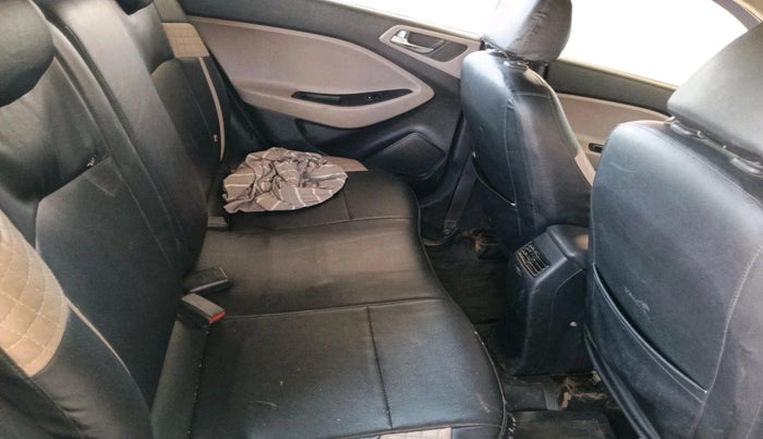 2014 Hyundai Elite i20 ASTA 1.2, CNG, Manual, 1,75,664 km, interior