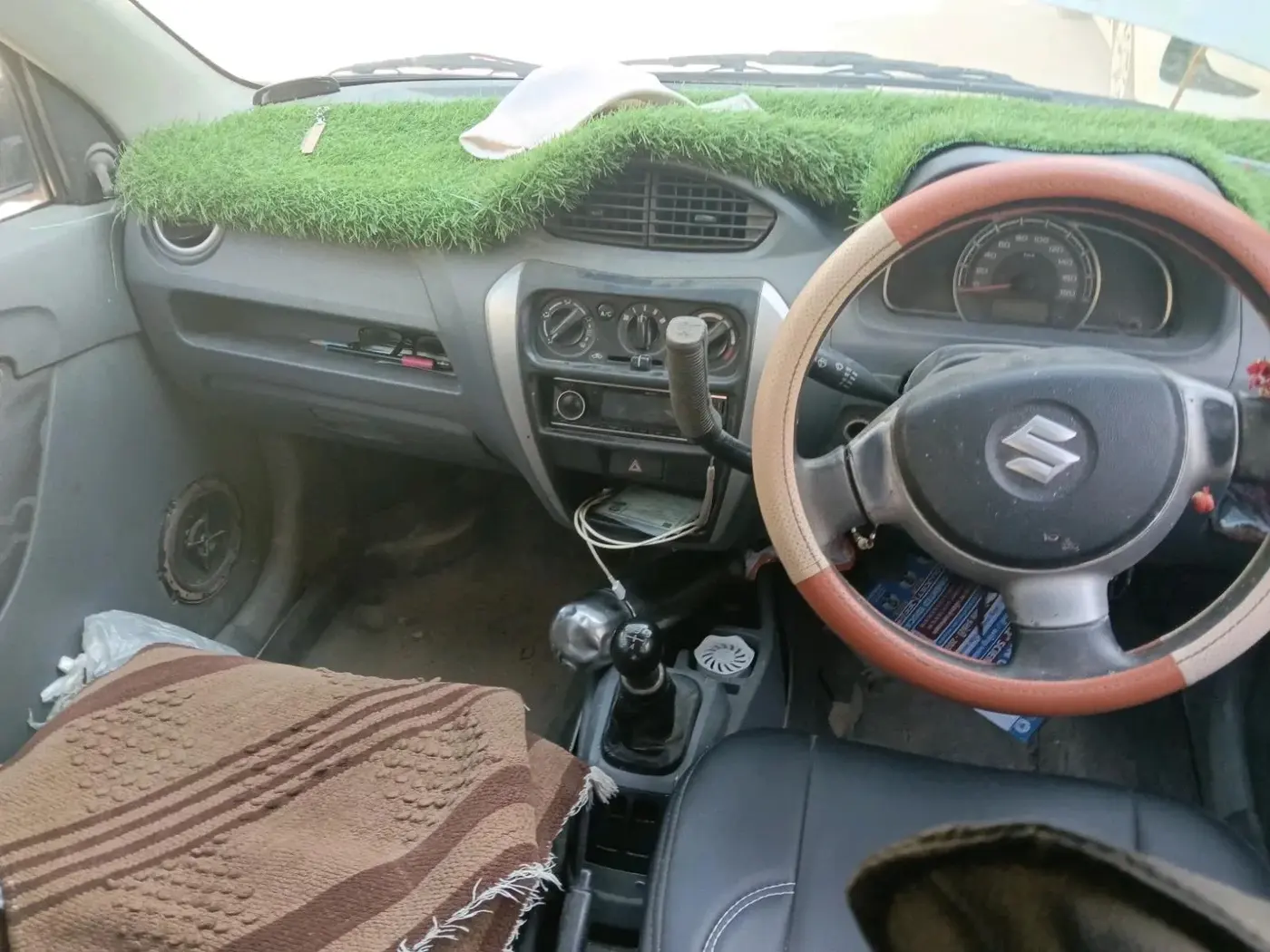2016 Maruti Alto 800 LXI, CNG, Manual, 1,44,000 km, interior