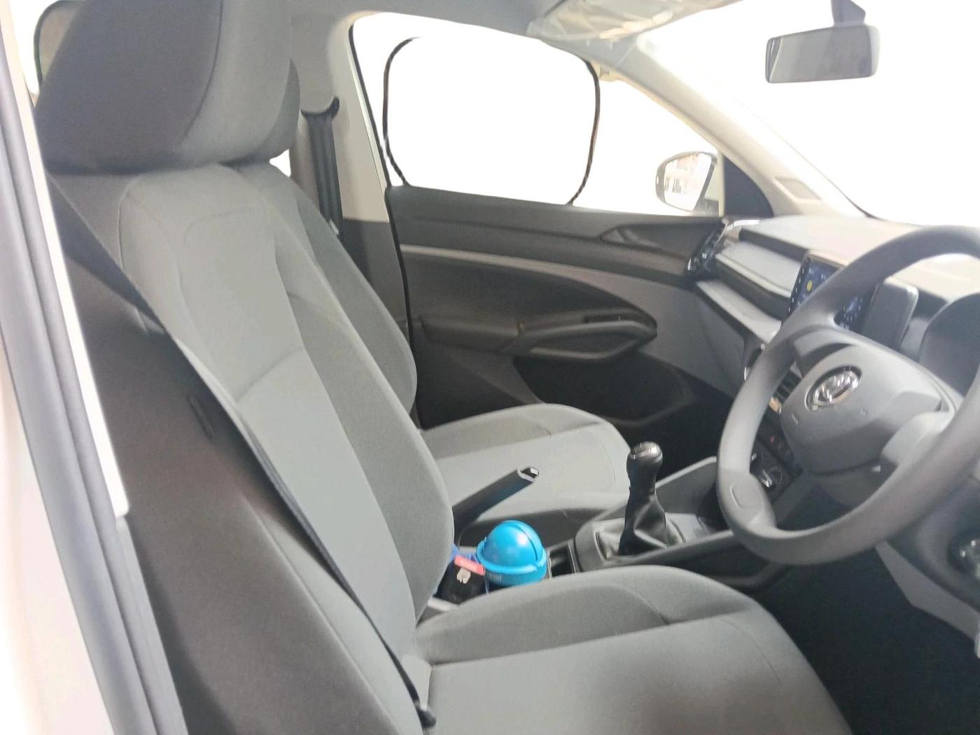 2025 Skoda Kylaq Classic, Petrol, Manual, 3,006 km, interior