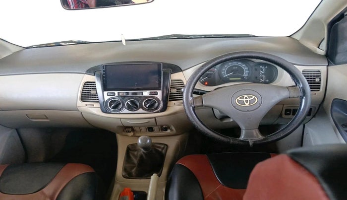 2011 Toyota Innova 2.5 G3, Diesel, Manual, 1,46,686 km, interior