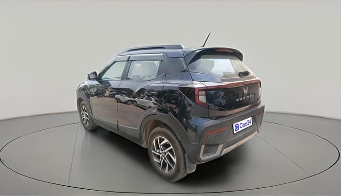 2025 Mahindra XUV 3XO AX5 1.5 Turbo Diesel Autoshift Plus, Diesel, Automatic, 5,204 km, exterior