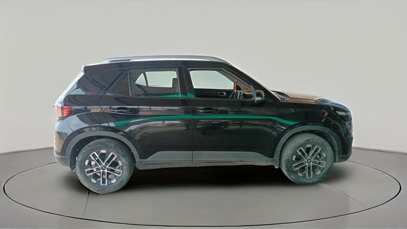 2023 Hyundai VENUE SX 1.5 CRDI, Diesel, Manual, 70,272 km, exterior