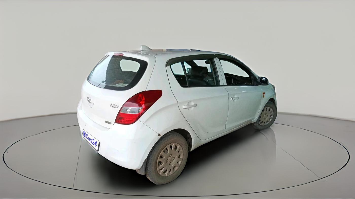 2011 Hyundai i20 MAGNA 1.2, CNG, Manual, 1,64,949 km, exterior