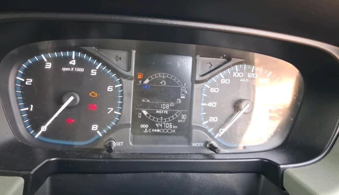 2022 Tata PUNCH ADVENTURE MT, Petrol, Manual, 44,706 km, interior
