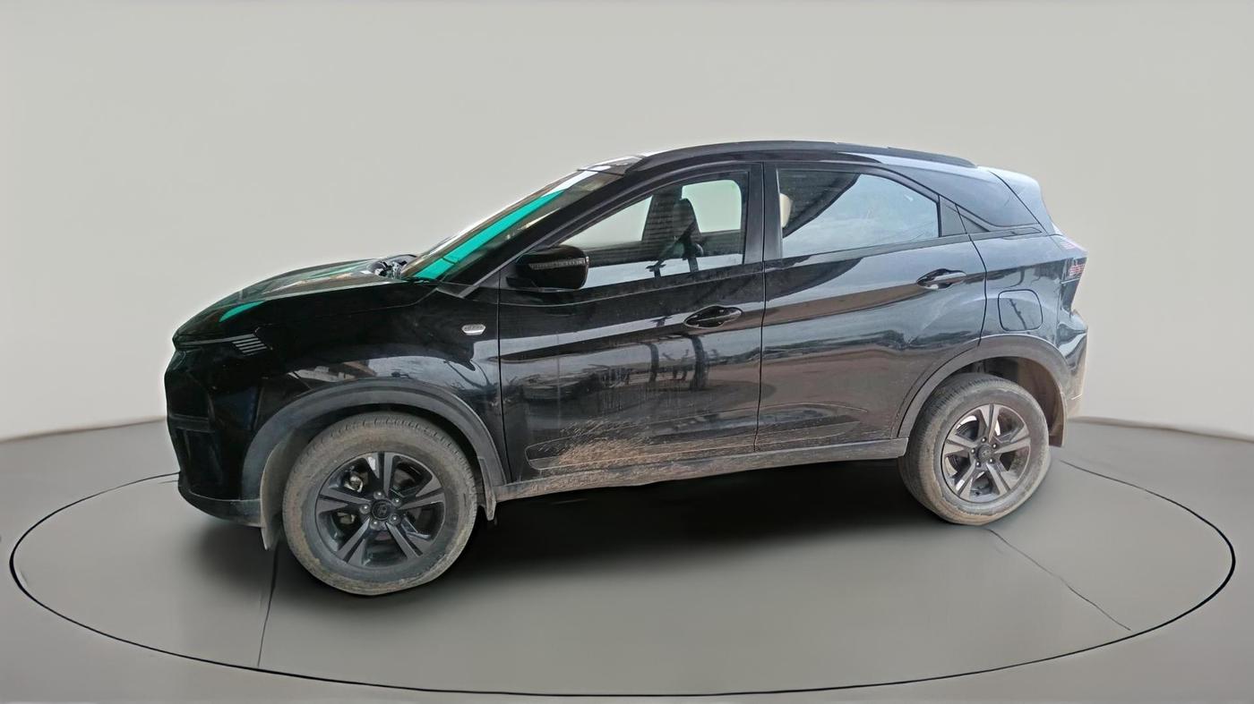 2024 Tata NEXON Creative 1.5 Revotorq 6AMT Dark Edition, Diesel, Automatic, 38,509 km, exterior