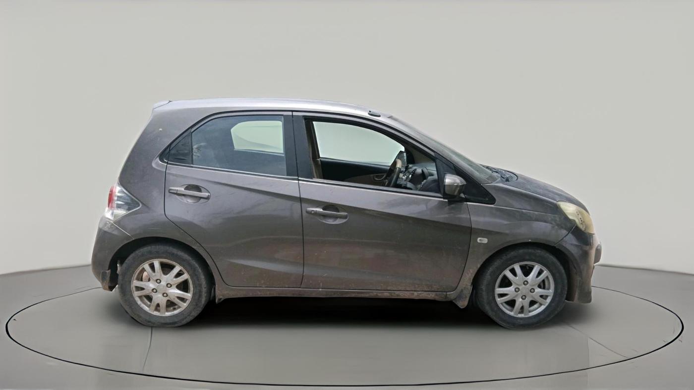2012 Honda Brio E MT, CNG, Manual, 1,62,017 km, exterior