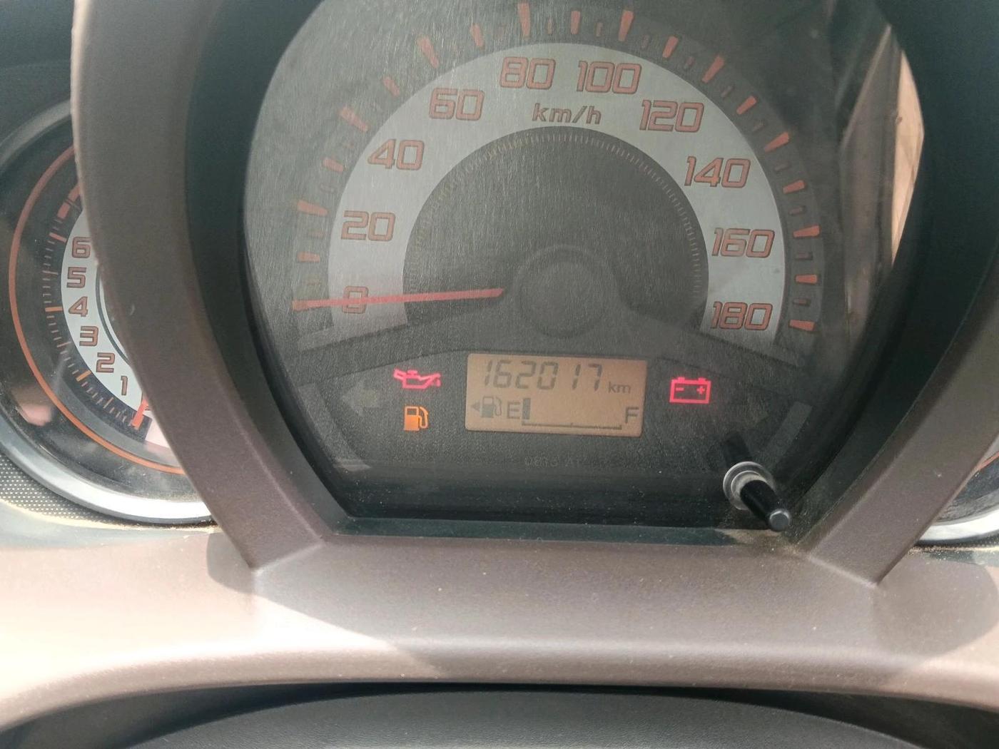 2012 Honda Brio E MT, CNG, Manual, 1,62,017 km, interior